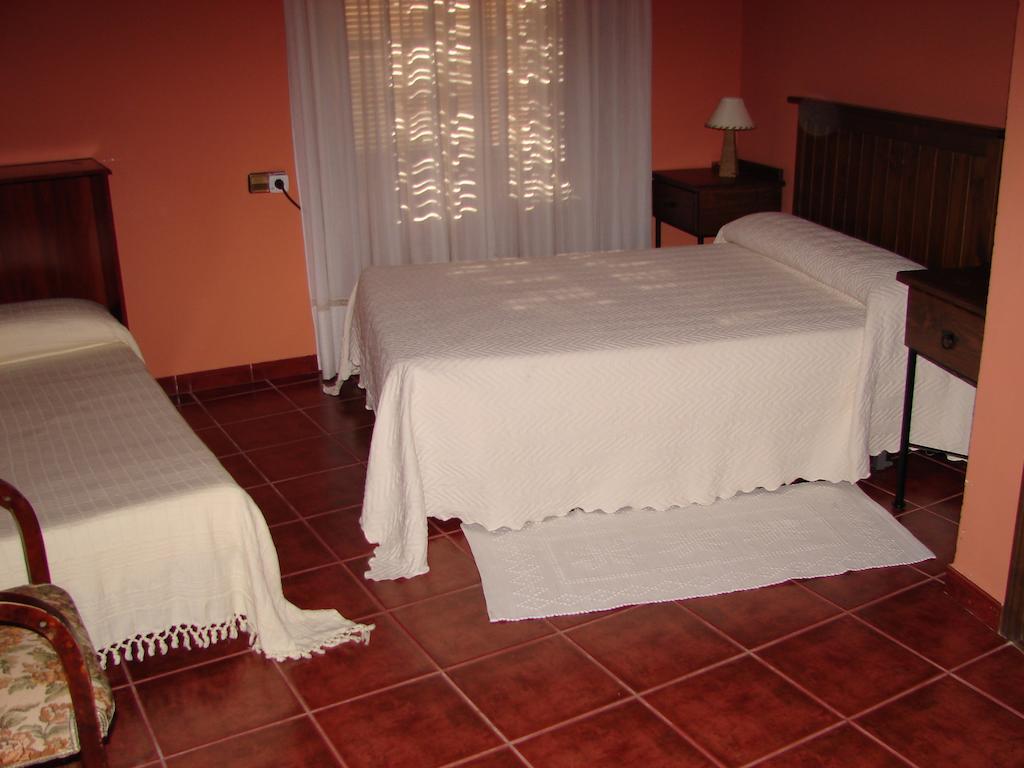 La Boticaria Casa Rural Apartamento Descargamaria Room photo